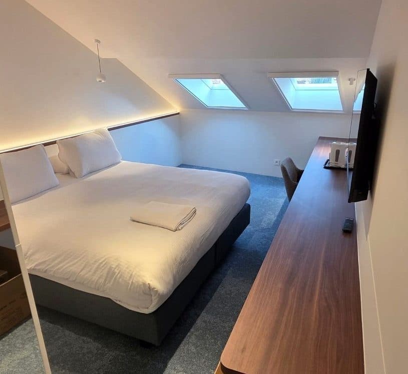 Hotel Bourgoensch Hof, Brugge — van zolder tot afgewerkte hotelkamer