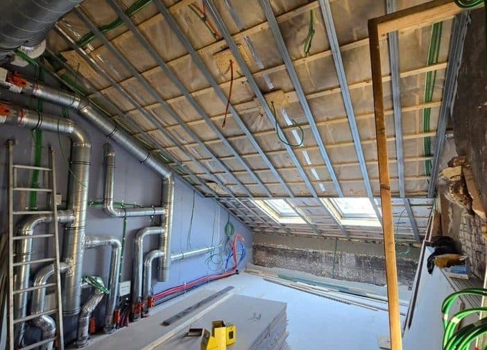 Dakgeometrie en interne structuur